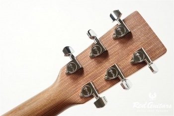 Martin OOO-X1AE